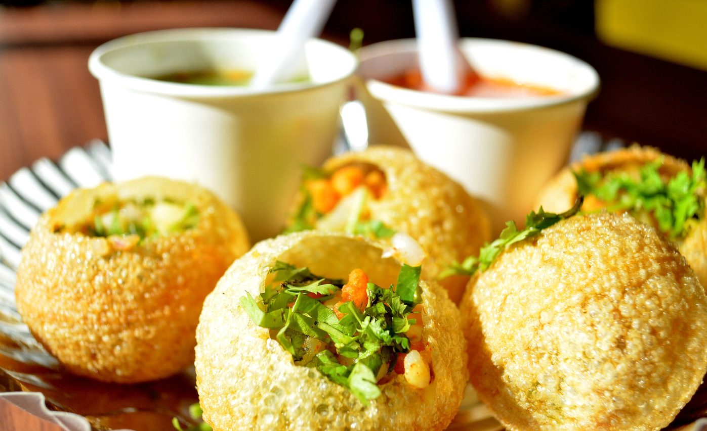 Pani Puri (6 Pieces).