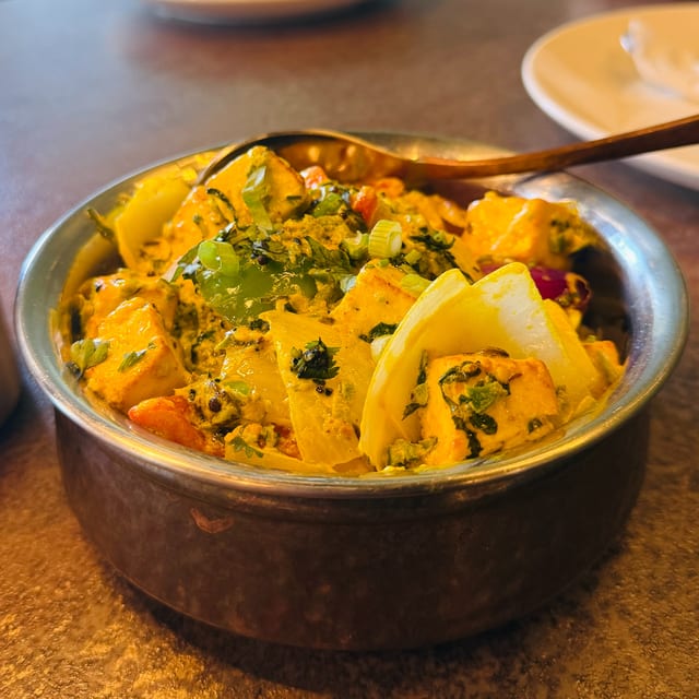Achari Paneer Bowl.